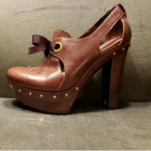 UGG Celestina Bordeaux platform heel size 37